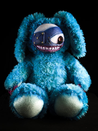 Eyepatch (Kandy Kagune ver.) - Monster Art Doll Plush Toy