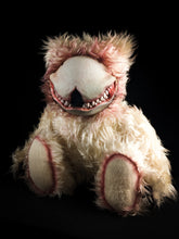 Load image into Gallery viewer, Scratch (Feral Fangz Ver.) - Monster Art Doll Plush Toy
