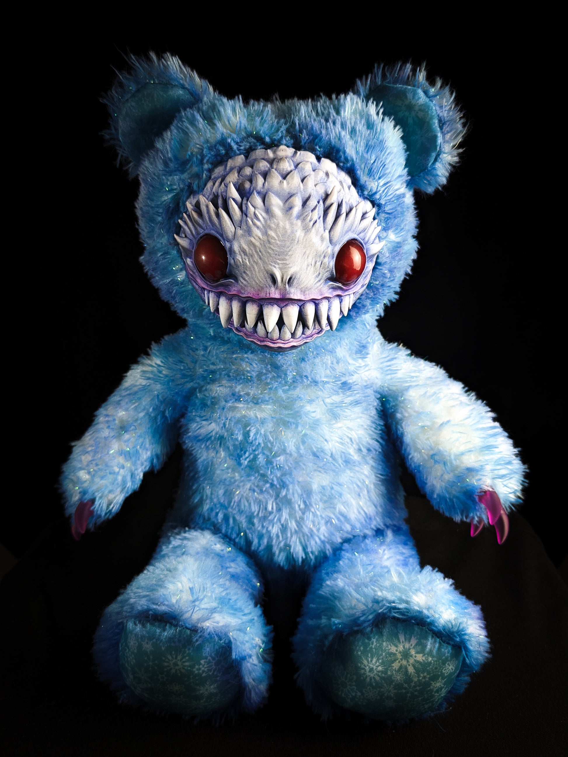 Frenzung (Gloomy Glacier Ver.) - Monster Art Doll Plush Toy