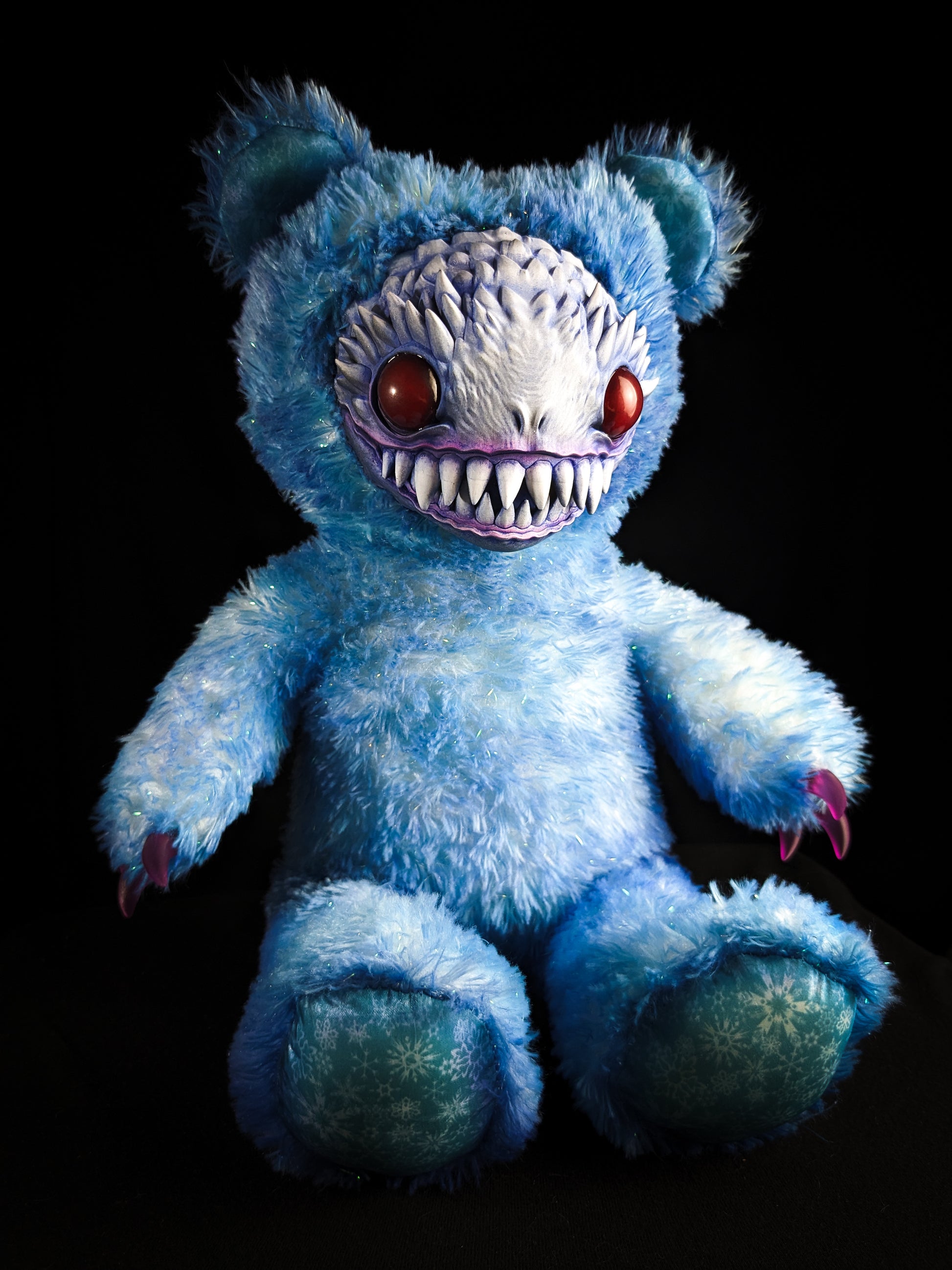 Frenzung (Gloomy Glacier Ver.) - Monster Art Doll Plush Toy