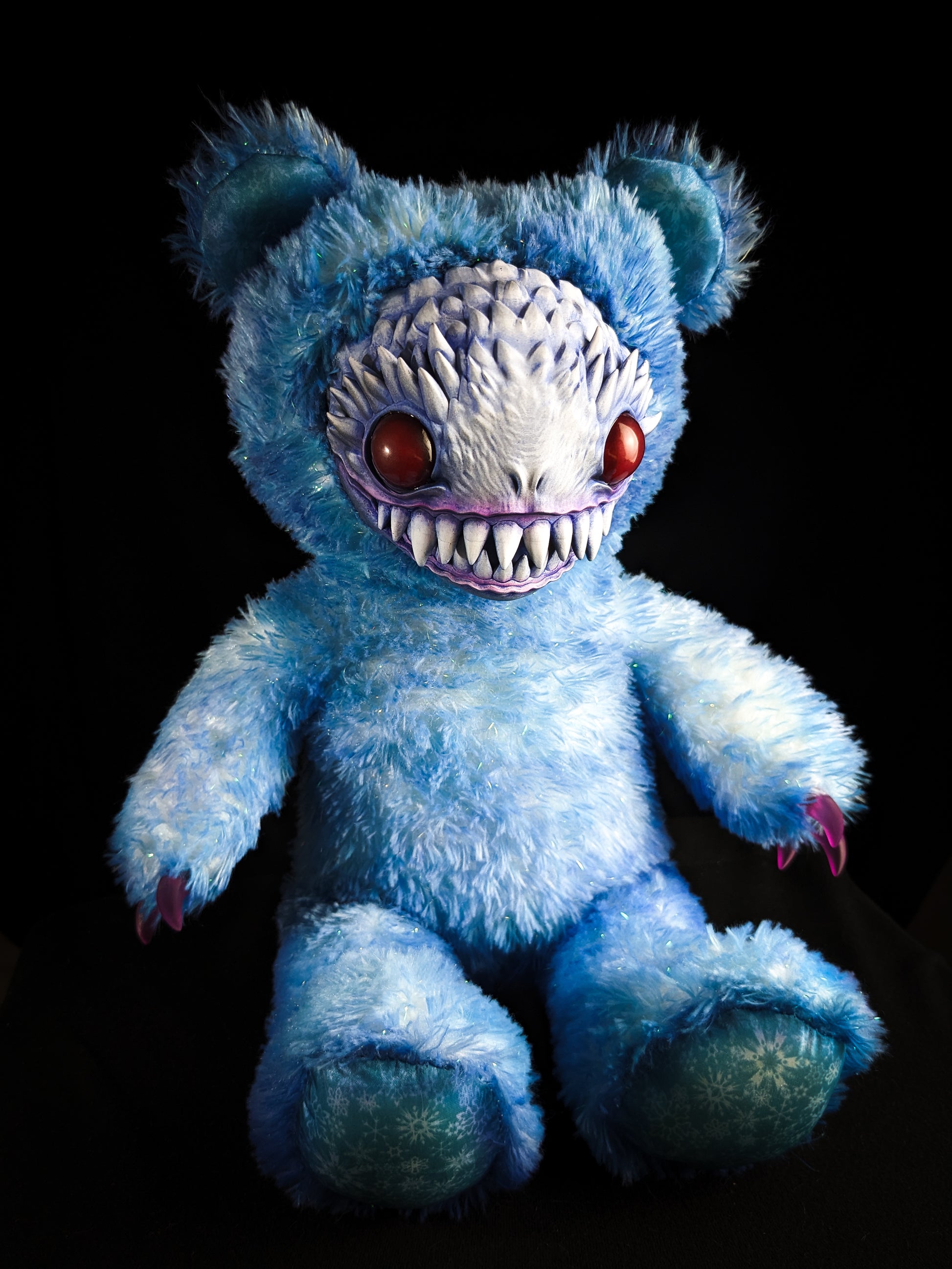 Frenzung (Gloomy Glacier Ver.) - Monster Art Doll Plush Toy