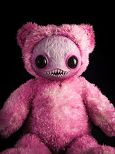 Load image into Gallery viewer, Ningen (Sherbet Haze Ver.) - Monster Art Doll Plush Toy
