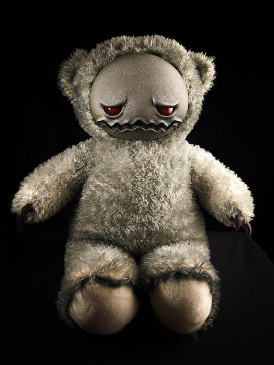 Gosia (Rustic Melancholy Ver.) - CRYPTCRITS Monster Art Doll Plush Toy