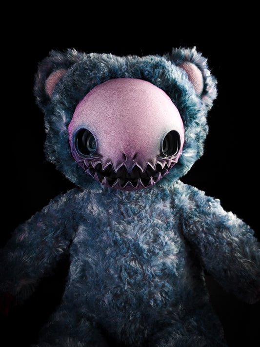 Haluwo (Sweet Phantom Ver.) - CRYPTCRITS Monster Art Doll Plush Toy