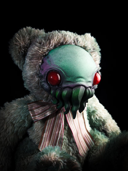 Eldinuth (Sullen Slither Ver.) - CRYPTCRITS Monster Art Doll Plush Toy
