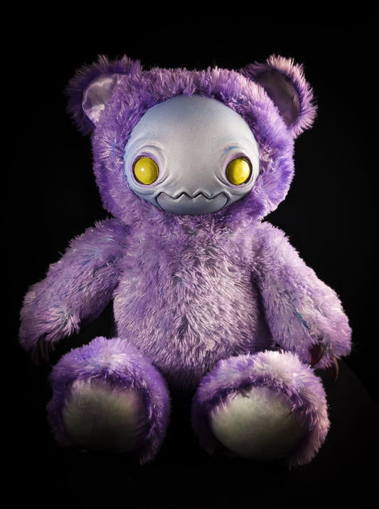 Ectophasma (Pearlescent Phantom Ver.) - CRYPTCRITS Monster Art Doll Plush Toy