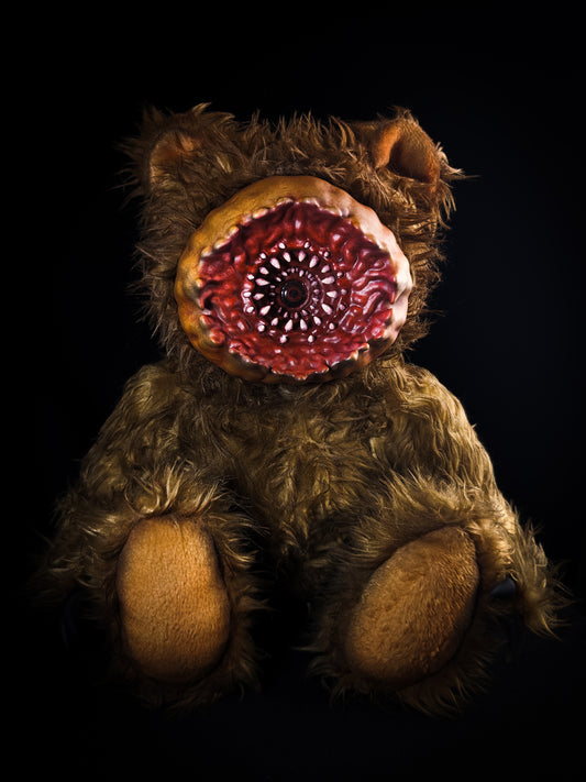 Urchin (Grueling Gore Ver.) - CRYPTCRITS Monster Art Doll Plush Toy