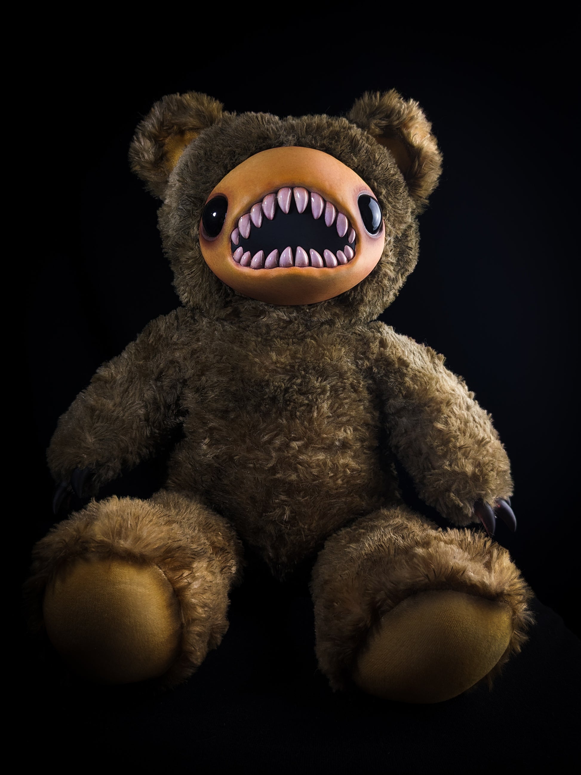 Eternal Wail: Skree - CRYPTCRITS Handcrafted Screaming Monster Art Doll Plush Toy for Alternative Vixens