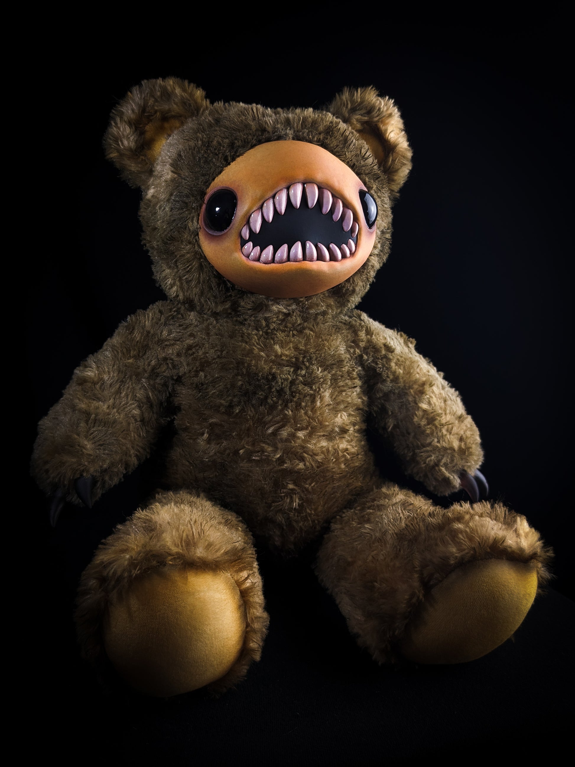 Eternal Wail: Skree - CRYPTCRITS Handcrafted Screaming Monster Art Doll Plush Toy for Alternative Vixens