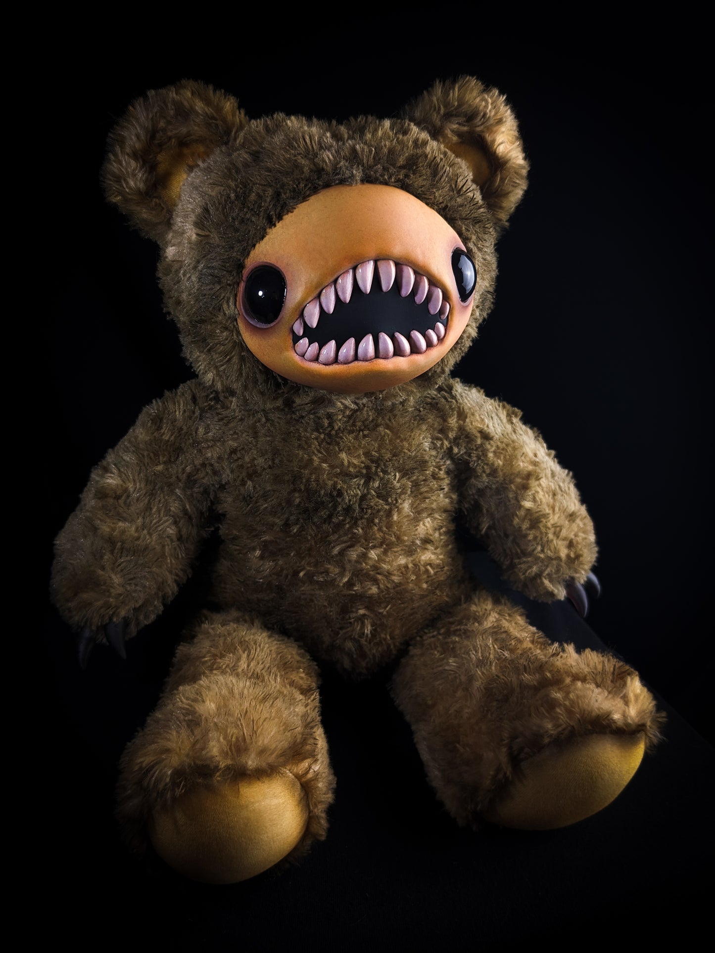 Eternal Wail: Skree - CRYPTCRITS Handcrafted Screaming Monster Art Doll Plush Toy for Alternative Vixens