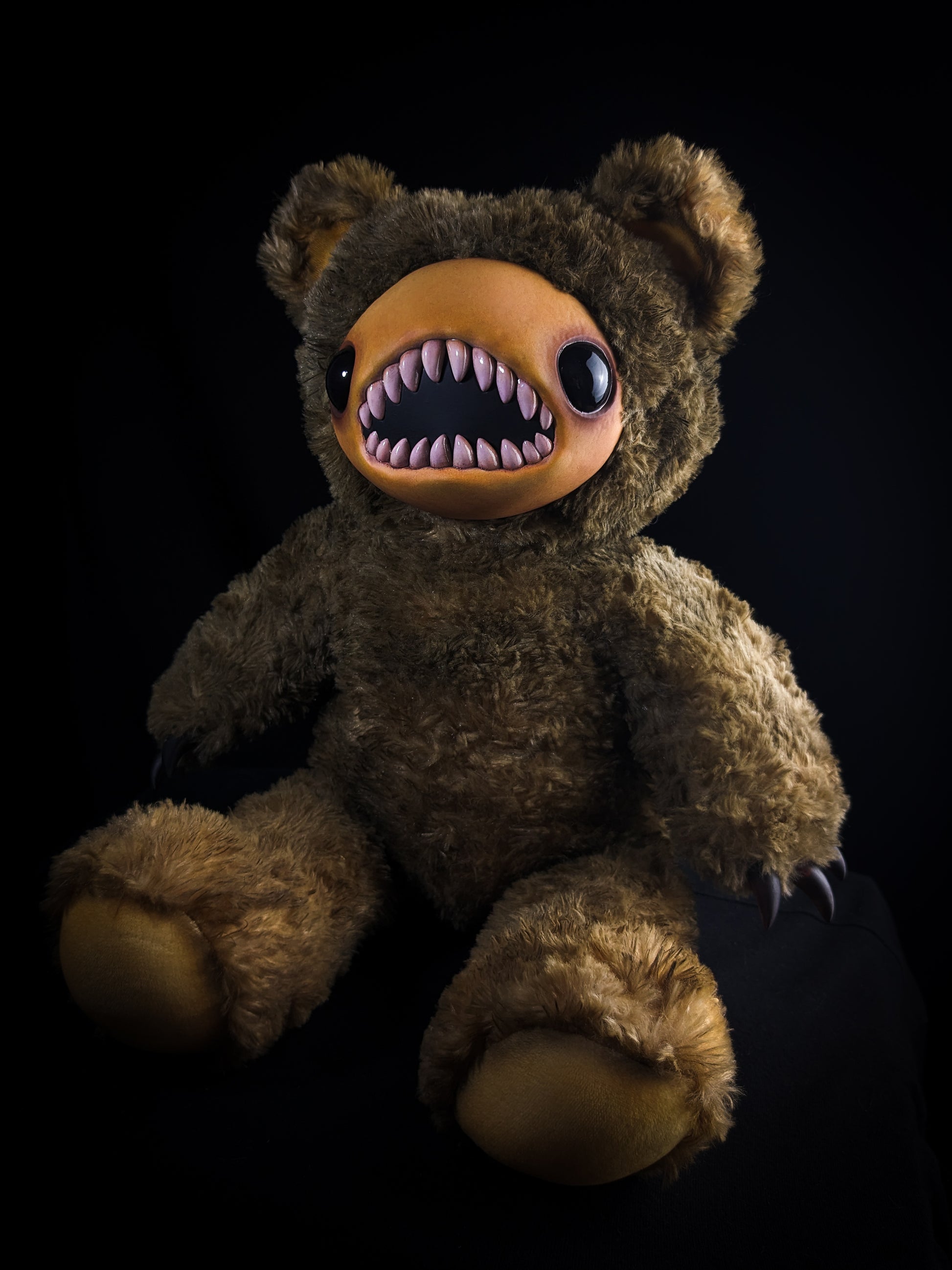 Eternal Wail: Skree - CRYPTCRITS Handcrafted Screaming Monster Art Doll Plush Toy for Alternative Vixens