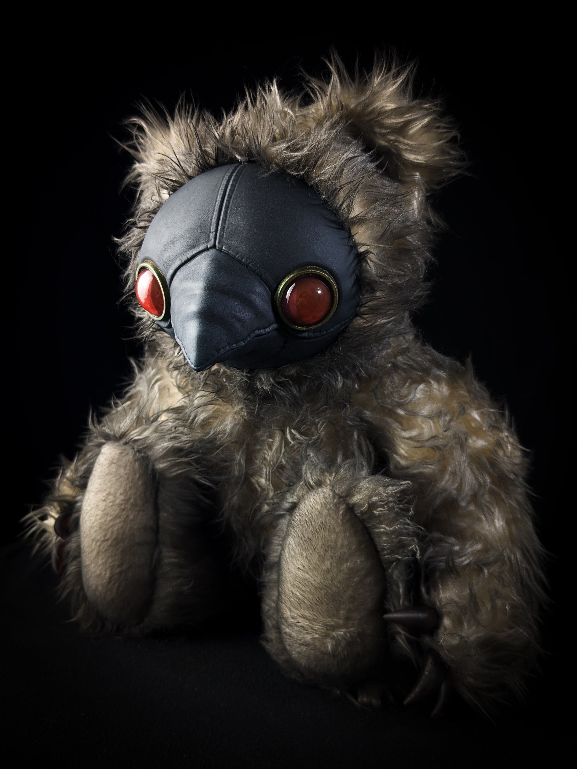 Ambroise (Pale Plague Ver.) - CRYPTCRITS Monster Art Doll Plush Toy