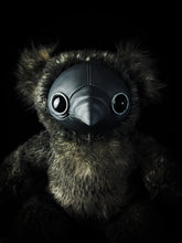 Load image into Gallery viewer, Ambroise (Silent Syringe Ver.) - CRYPTCRITS Monster Art Doll Plush Toy
