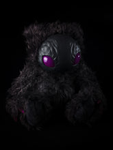 Load image into Gallery viewer, Holoth (Freakish Flutter Ver.) - CRYPTCRITS Monster Art Doll Plush Toy
