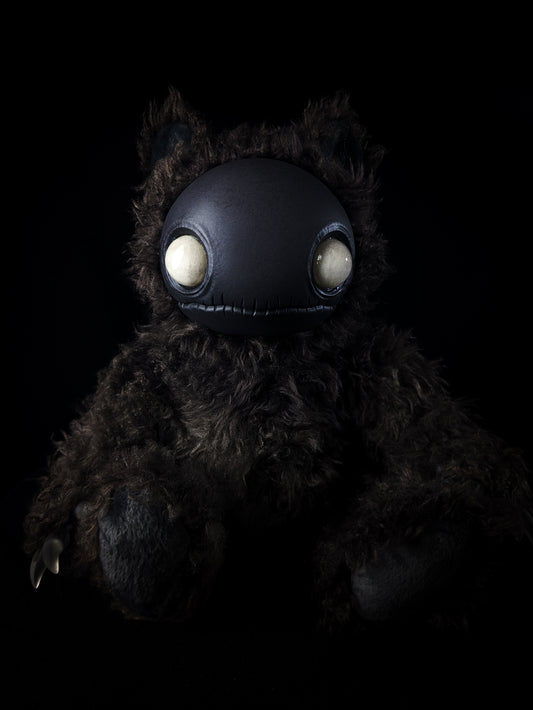 Locust (Corrupted Strain Ver.) - CRYPTCRITS Monster Art Doll Plush Toy