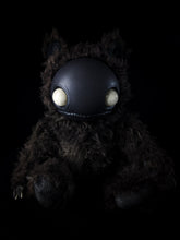 Load image into Gallery viewer, Locust (Corrupted Strain Ver.) - CRYPTCRITS Monster Art Doll Plush Toy
