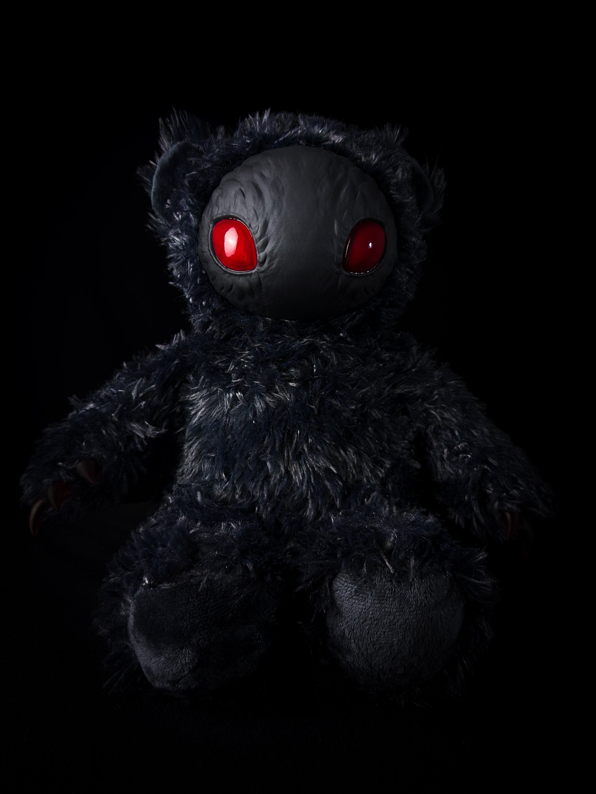 Holoth (Emerging Evil Ver.) - CRYPTCRITS Monster Art Doll Plush Toy