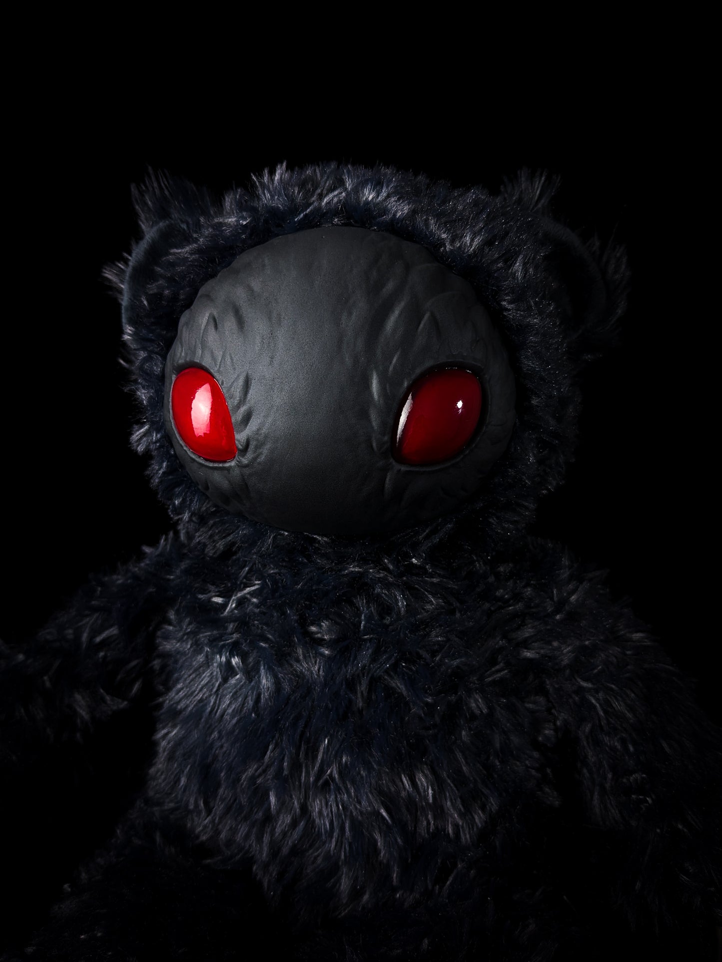 Holoth (Emerging Evil Ver.) - CRYPTCRITS Monster Art Doll Plush Toy