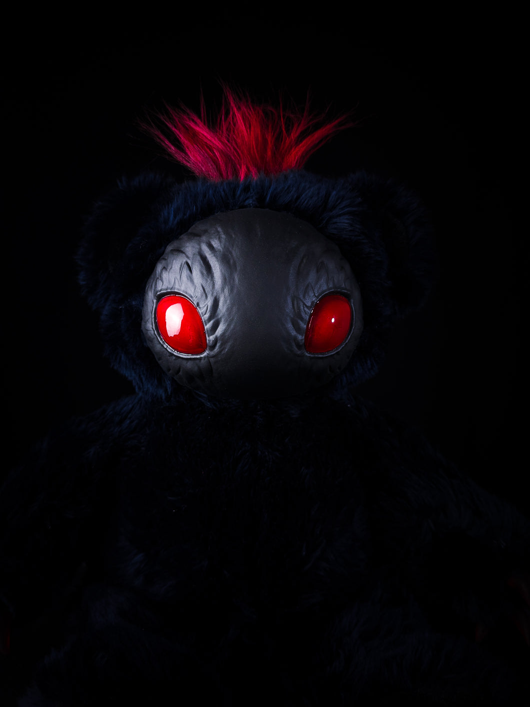 Holoth (Punk Peril Ver.) - CRYPTCRITS Monster Art Doll Plush Toy