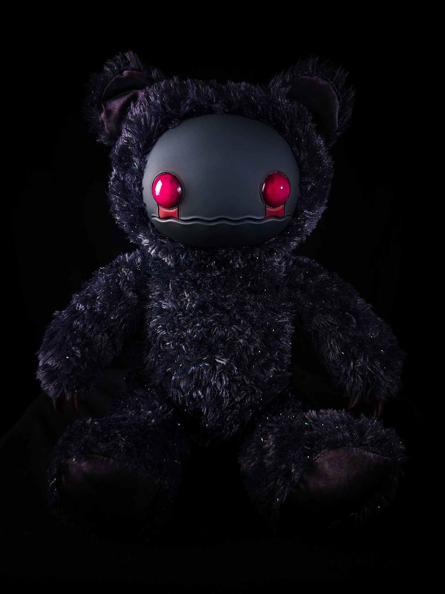 Fuzzy Furrington (Crimson Cuddles Ver.) - CRYPTCRITS Monster Art Doll Plush Toy