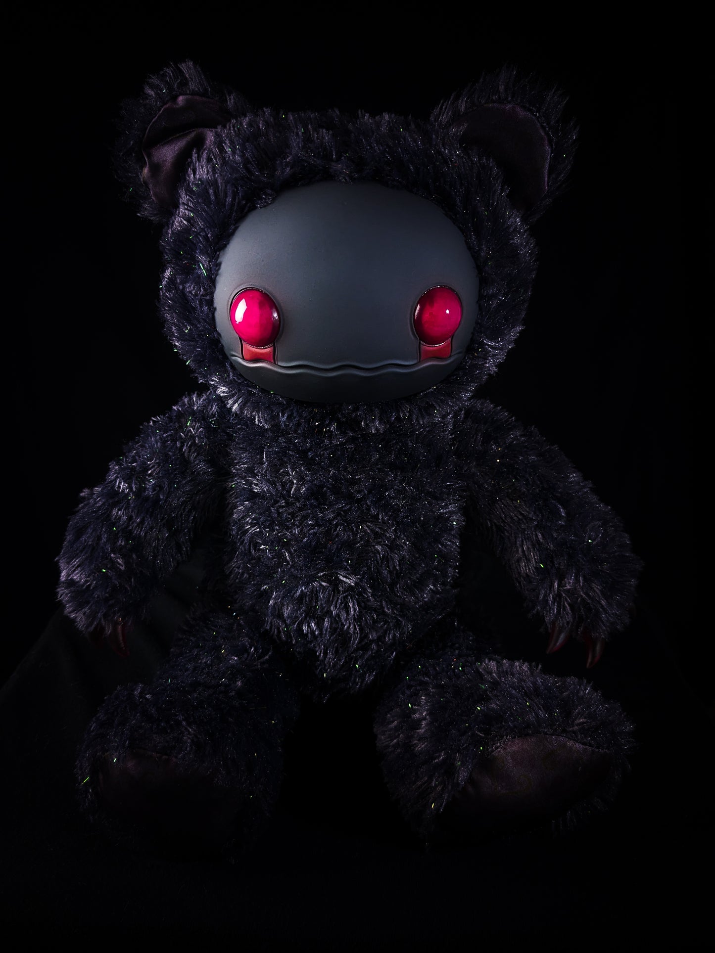 Fuzzy Furrington (Crimson Cuddles Ver.) - CRYPTCRITS Monster Art Doll Plush Toy