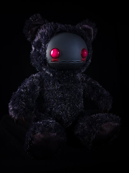 Fuzzy Furrington (Crimson Cuddles Ver.) - CRYPTCRITS Monster Art Doll Plush Toy