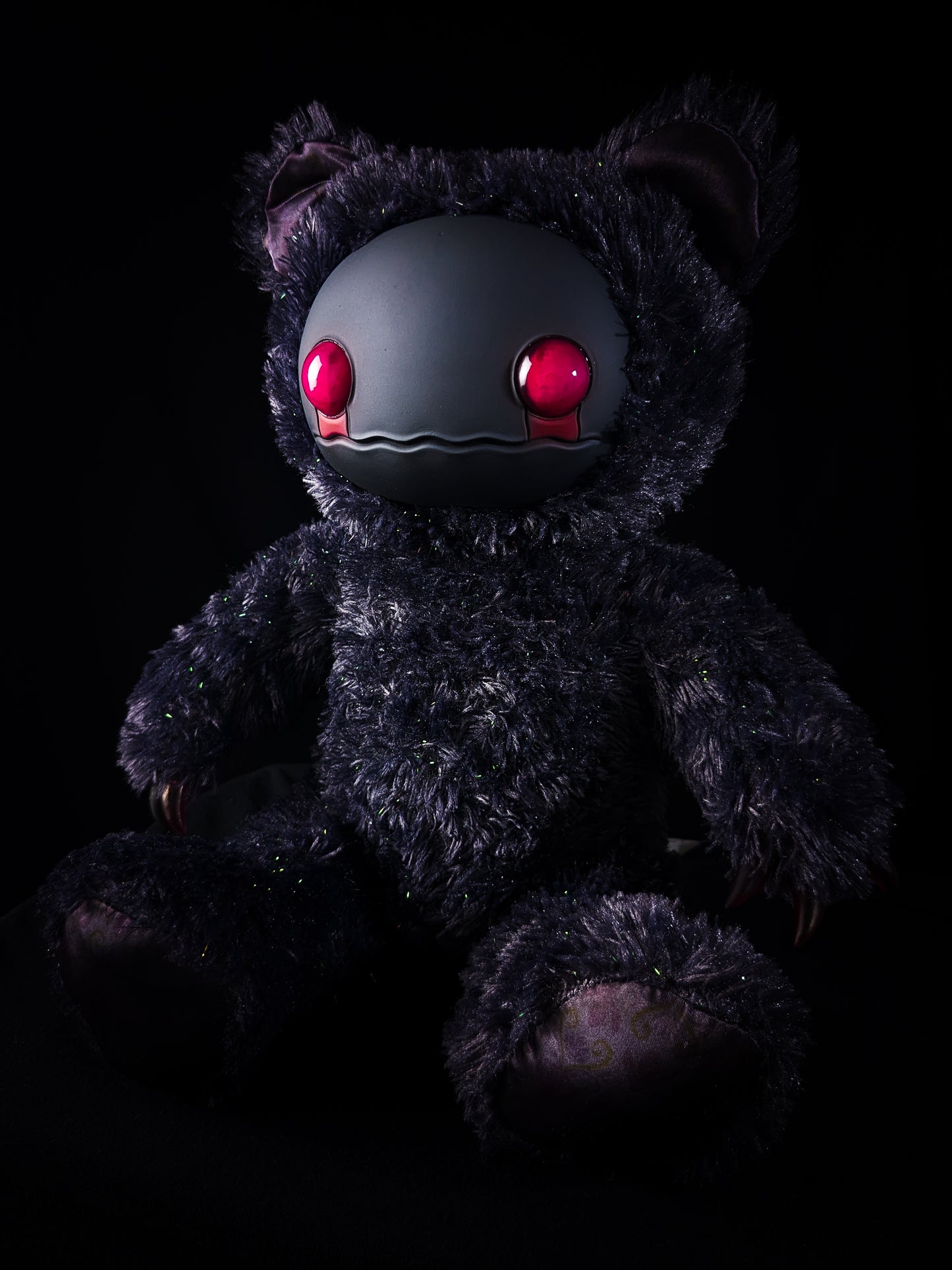 Fuzzy Furrington (Crimson Cuddles Ver.) - CRYPTCRITS Monster Art Doll Plush Toy