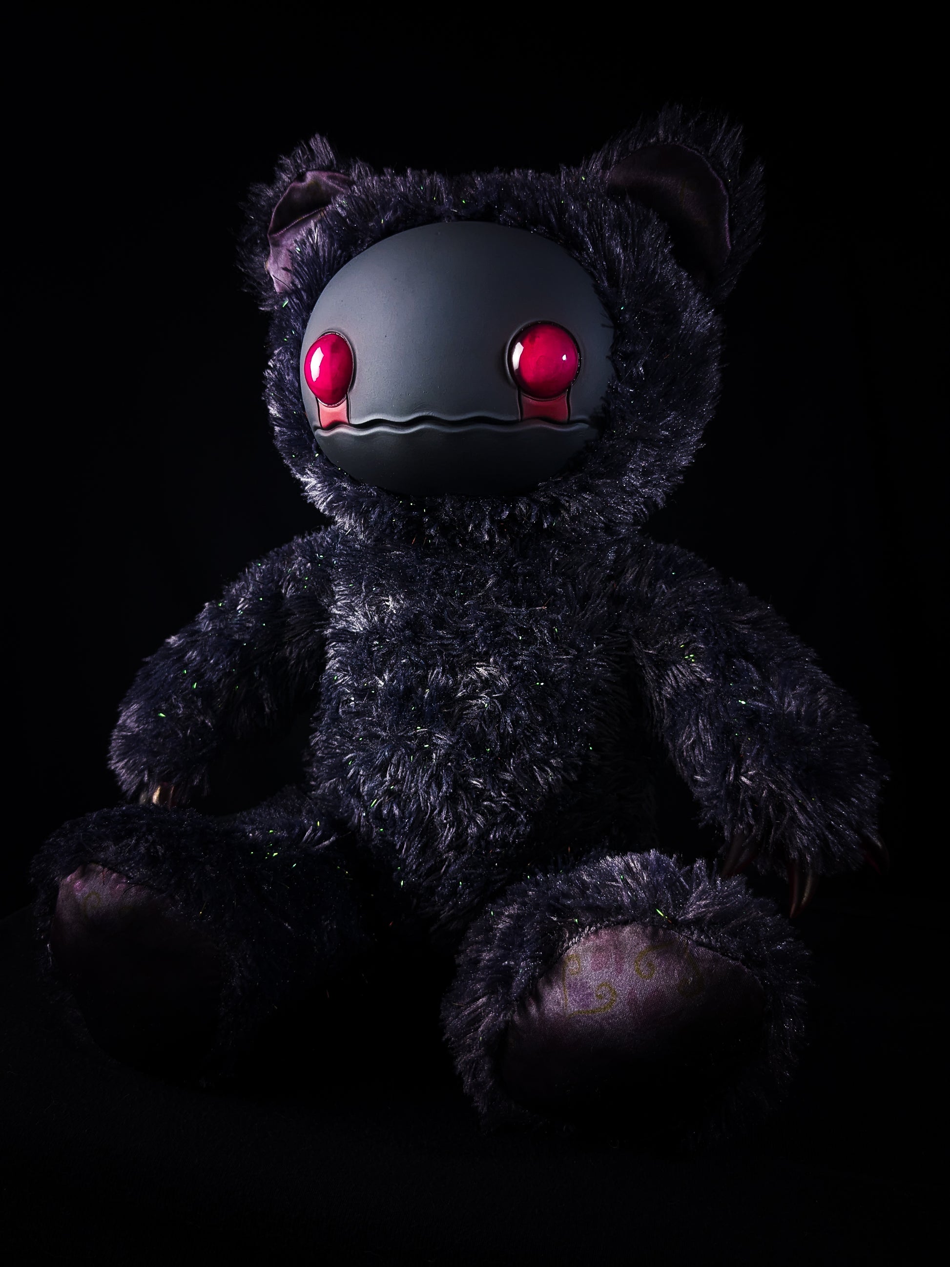 Fuzzy Furrington (Crimson Cuddles Ver.) - CRYPTCRITS Monster Art Doll Plush Toy