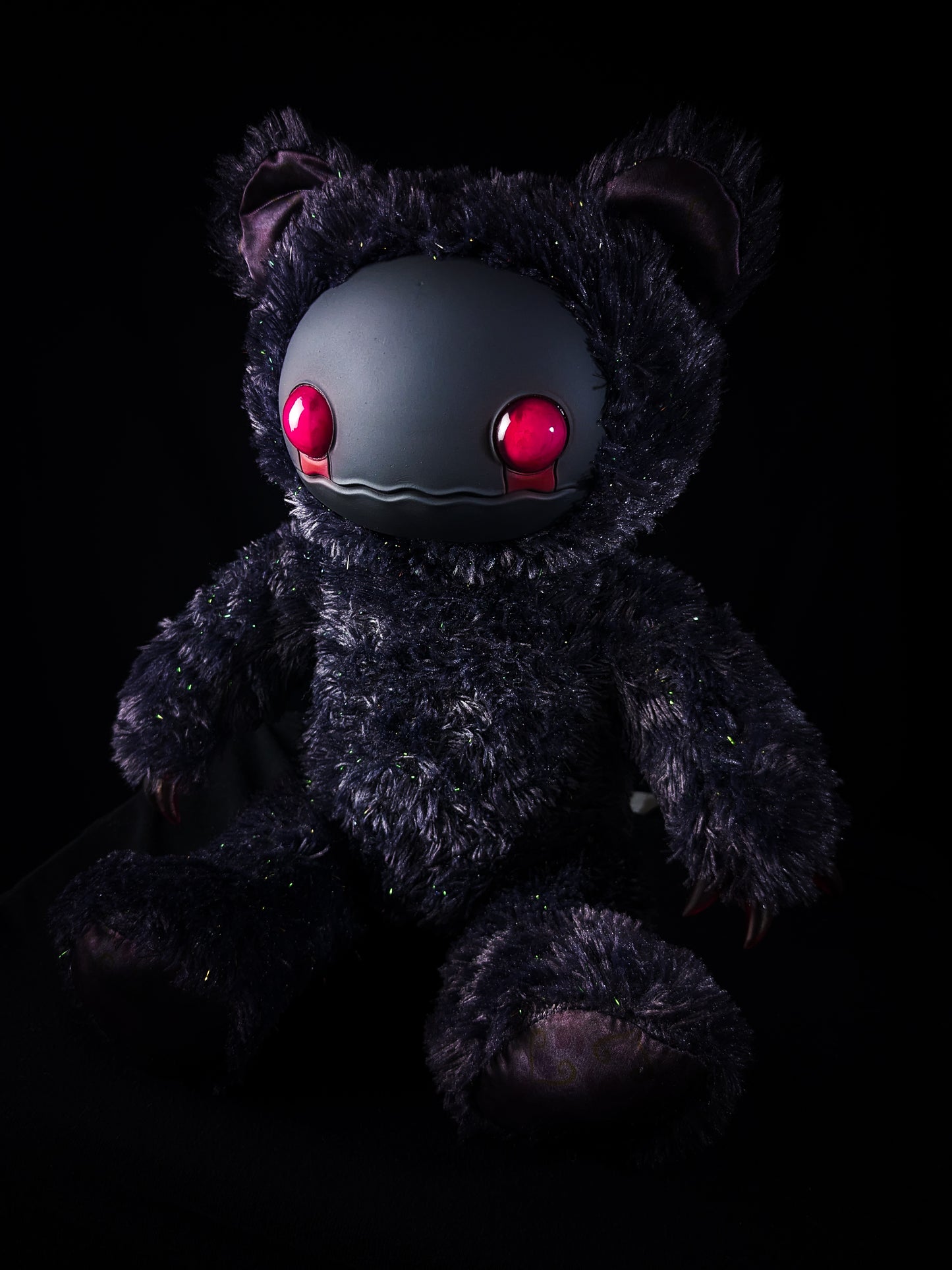 Fuzzy Furrington (Crimson Cuddles Ver.) - CRYPTCRITS Monster Art Doll Plush Toy