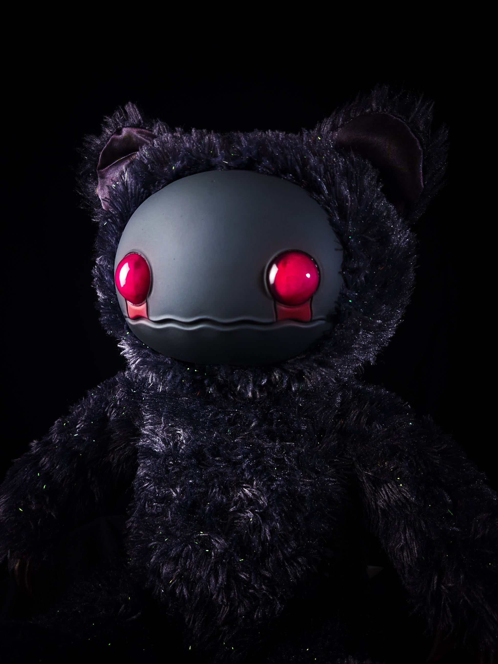 Fuzzy Furrington (Crimson Cuddles Ver.) - CRYPTCRITS Monster Art Doll Plush Toy