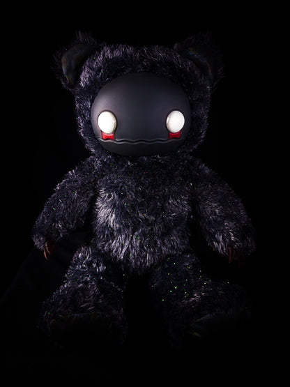 Fuzzy Furrington (Excellent Exorcism Ver.) - CRYPTCRITS Monster Art Doll Plush Toy