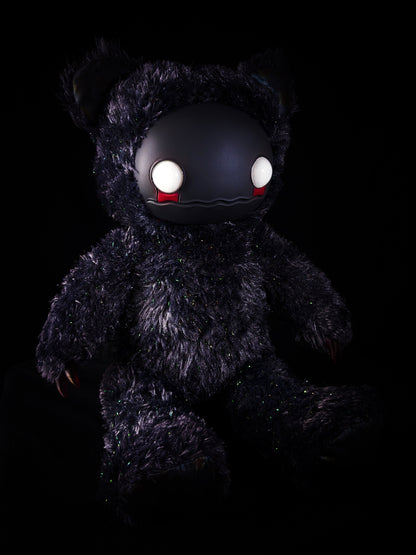 Fuzzy Furrington (Excellent Exorcism Ver.) - CRYPTCRITS Monster Art Doll Plush Toy