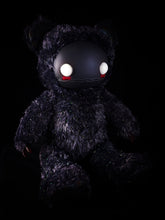 Load image into Gallery viewer, Fuzzy Furrington (Excellent Exorcism Ver.) - CRYPTCRITS Monster Art Doll Plush Toy
