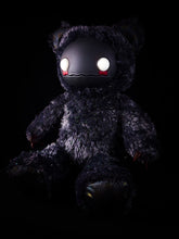 Load image into Gallery viewer, Fuzzy Furrington (Excellent Exorcism Ver.) - CRYPTCRITS Monster Art Doll Plush Toy
