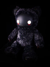 Load image into Gallery viewer, Fuzzy Furrington (Excellent Exorcism Ver.) - CRYPTCRITS Monster Art Doll Plush Toy
