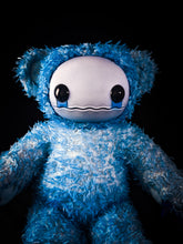 Load image into Gallery viewer, Fuzzy Furrington (Feelin&#39; Blue Ver.) - CRYPTCRITS Monster Art Doll Plush Toy

