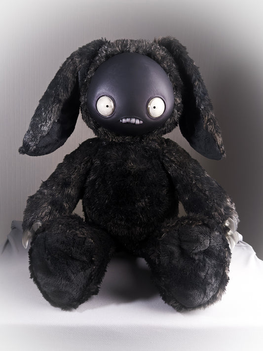 Jitters (Dark Bunny Ver.) - CRYPTCRITS Monster Art Doll Plush Toy