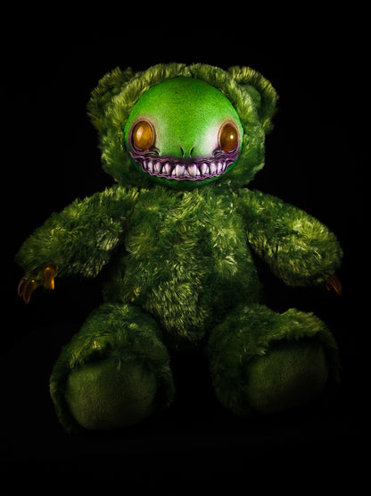 Friend (Green Gremlin ver.) - CRYPTCRITS Monster Art Doll Plush Toy