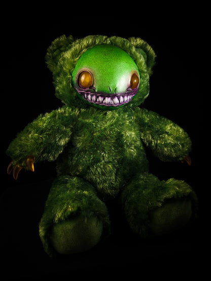 Friend (Green Gremlin ver.) - CRYPTCRITS Monster Art Doll Plush Toy