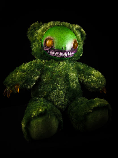 Friend (Green Gremlin ver.) - CRYPTCRITS Monster Art Doll Plush Toy