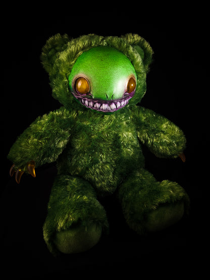 Friend (Green Gremlin ver.) - CRYPTCRITS Monster Art Doll Plush Toy