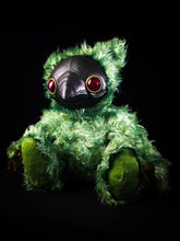 Load image into Gallery viewer, Ambroise (Green Serum Ver.) - CRYPTCRITS Monster Art Doll Plush Toy
