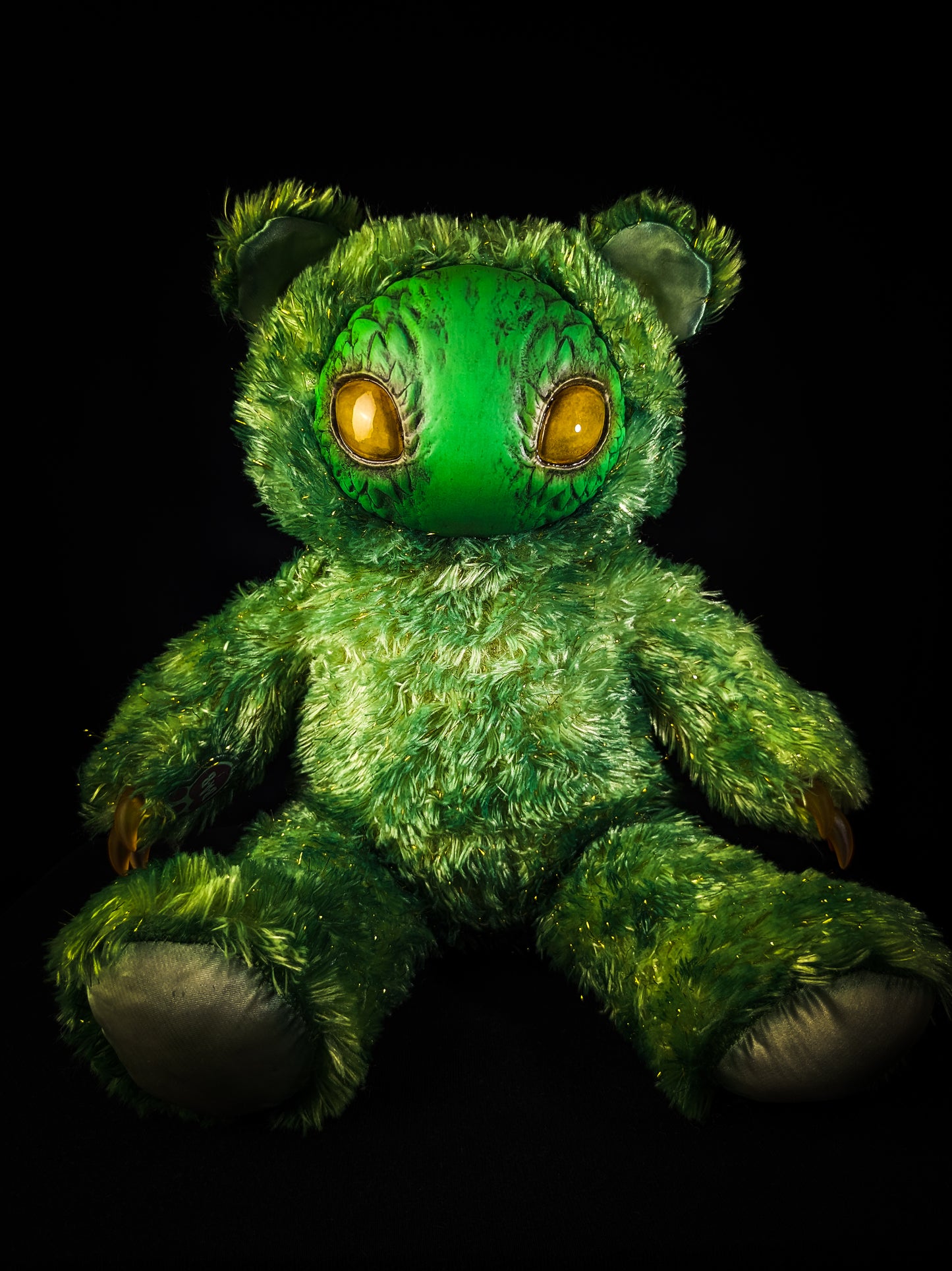 Holoth (Green Hell Ver.) - CRYPTCRITS Monster Art Doll Plush Toy