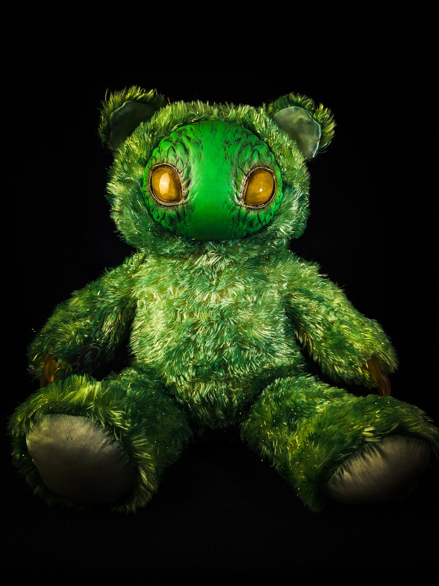 Holoth (Green Hell Ver.) - CRYPTCRITS Monster Art Doll Plush Toy